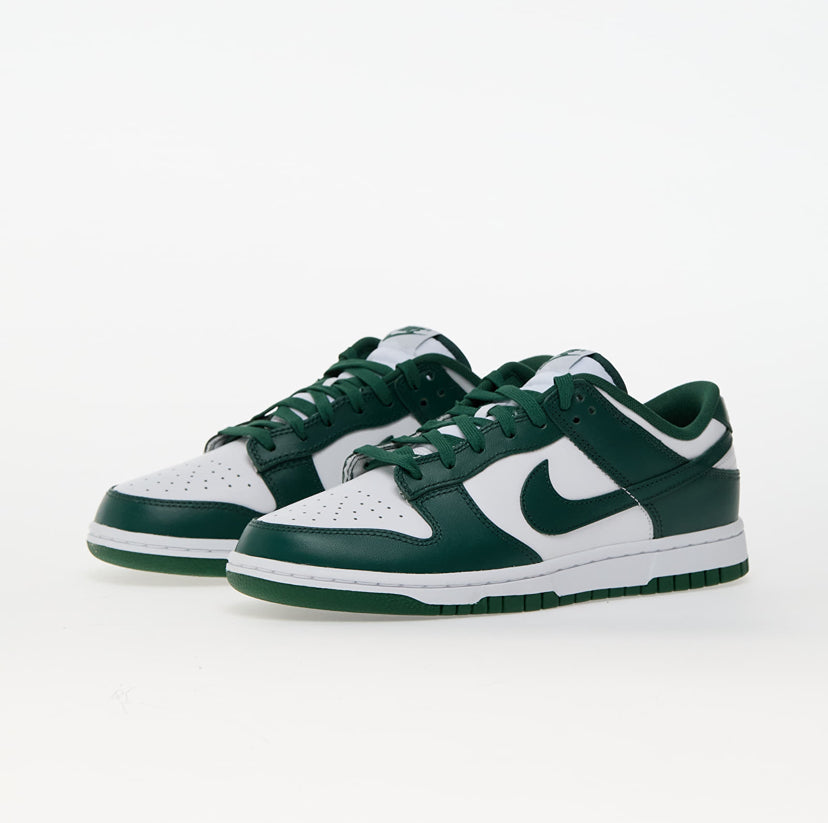NIKE DUNK LOW - GREEN