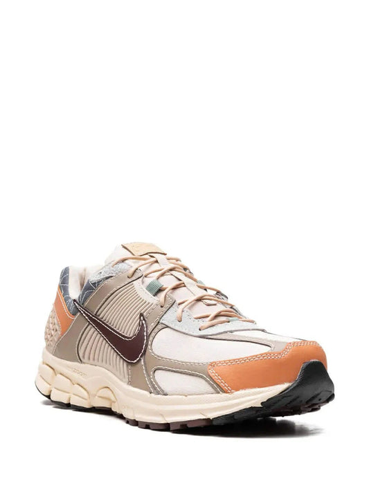 SNEAKER ZOOM VOMERO 5 SASHIKO