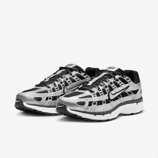 SNEAKER P-6000 METALLIC SILVER/WHITE/BLACK.