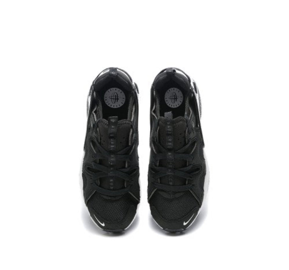 Nike Air Huarache black /white